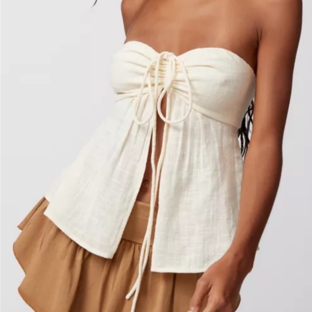 Ecote Cream flyaway halter Top